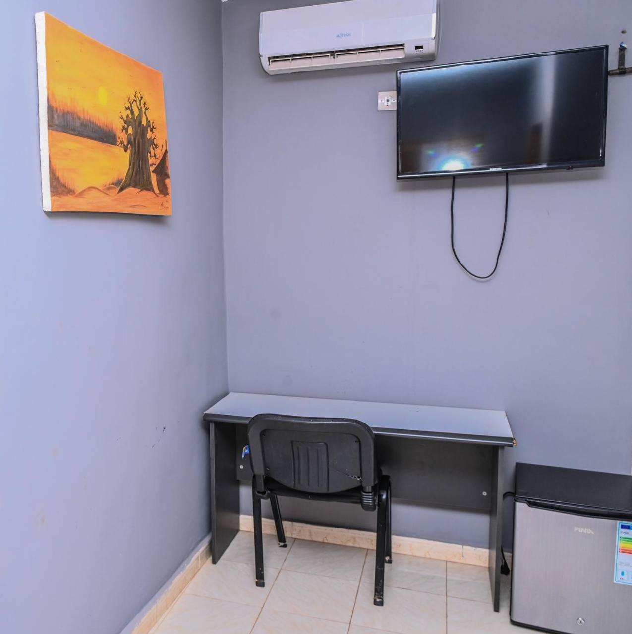 Hotel Le Trarza Niaga Εξωτερικό φωτογραφία